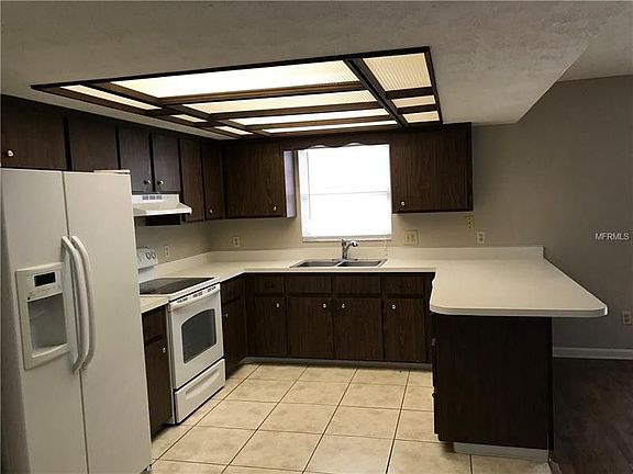 4th image of 3818 Upland Pl