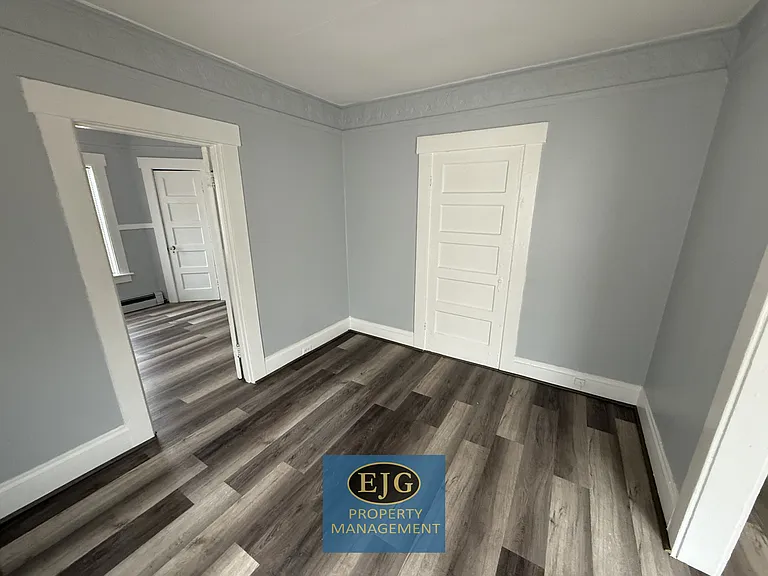 23 S Main St #4 — Photo 10