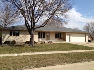 511 Silver Ln, Sergeant Bluff, IA 51054