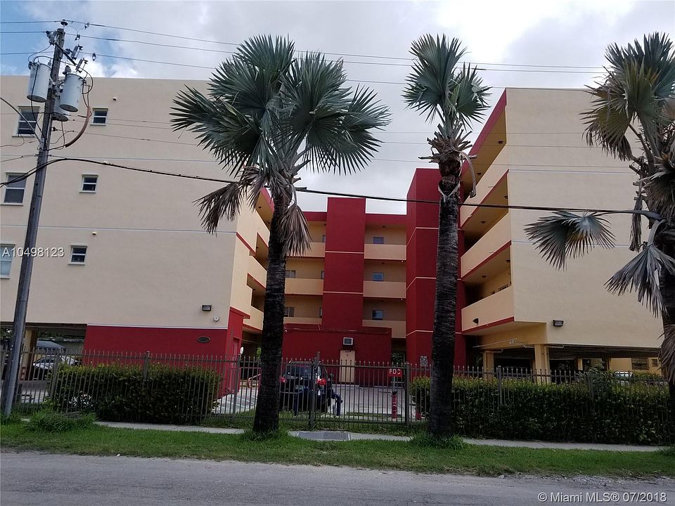 1st image of 1627 NW 18th St #A308