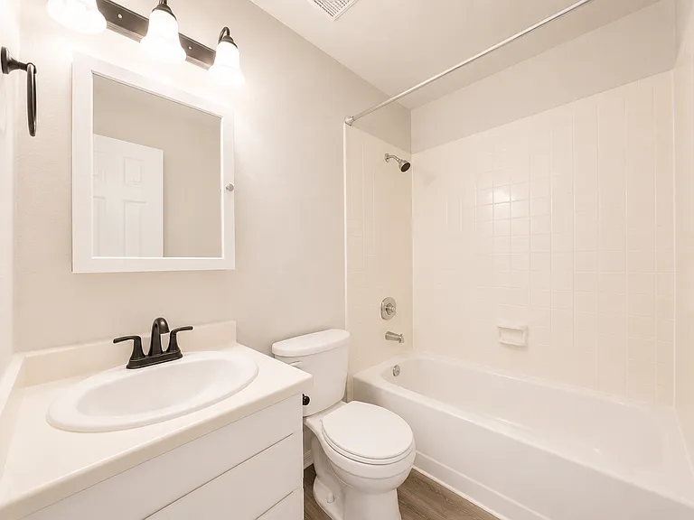 1835 Zebulon Dr #B — Photo 19
