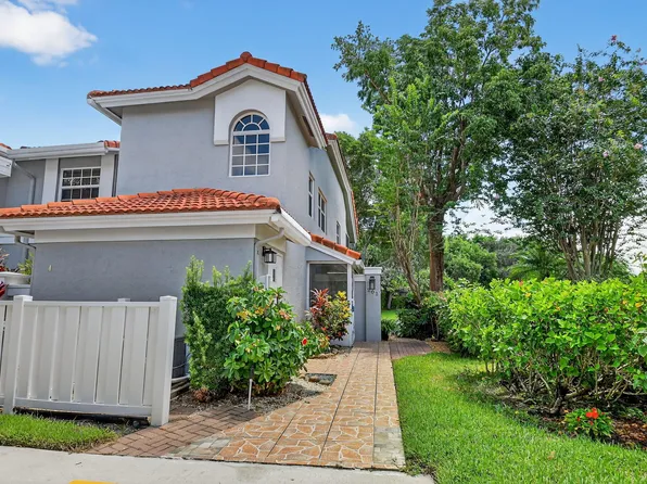 7031 Summer Tree Drive #202, Boynton Beach, FL 33437