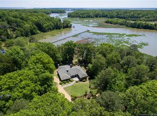 140 Kingspoint Dr, Williamsburg, VA