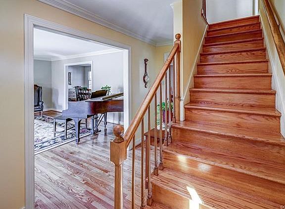 5th image of 1806 Cloister Ct