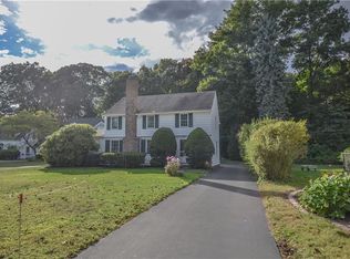 206 Commodore Pkwy, Rochester, NY 14625