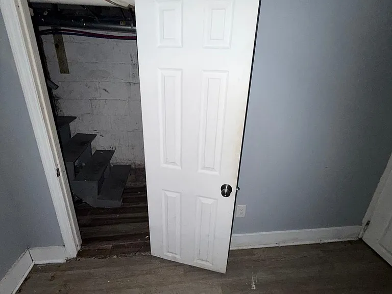 27 N 12th St #1A — Photo 13