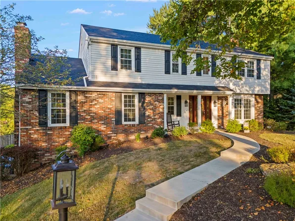 203 King Richard Dr, McMurray, PA 15317