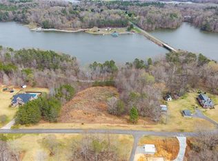 3229 Labrador Dr #6, Mebane, NC 27302