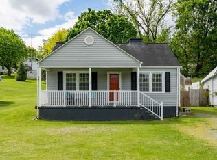 1703 Indian Ridge Rd, Johnson City, TN 37604