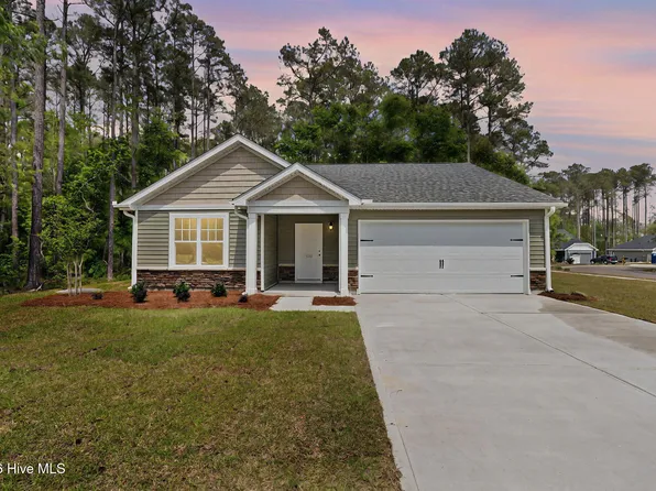 2573 Provence Drive SE, Bolivia, NC 28422