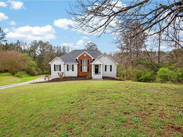 7002 Estates Ct, Loganville, GA 30052