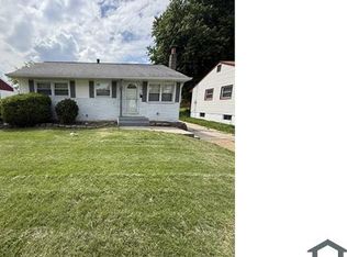 10515 Renfrew Dr, Saint Louis, MO 63137
