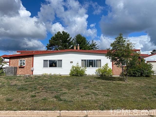 1st image of 318 Skybolt St #320