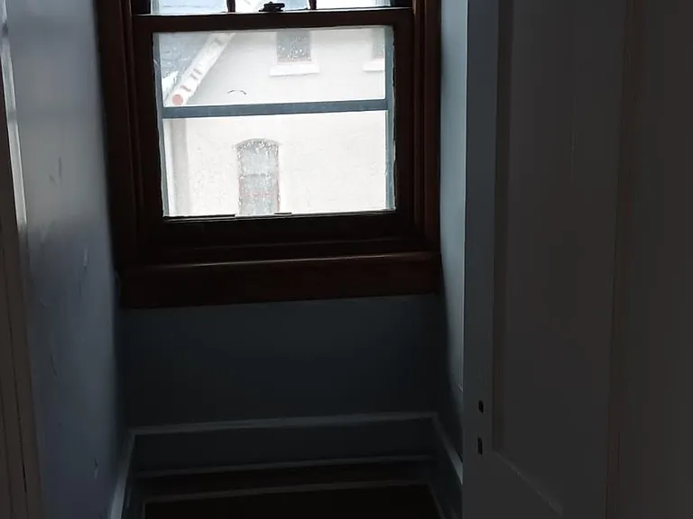 916 Centre Ave #3 — Photo 7