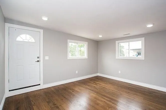 18 Everett Ave #3 — Photo 5