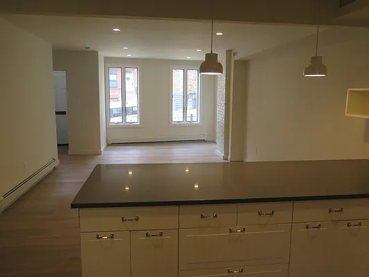 Sold by JRGOMES PROPERTIES LLC | media 31