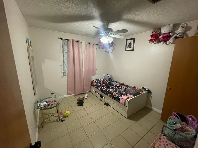 901 S Park Ct — Photo 8