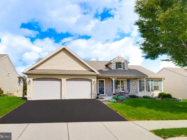 724 Heather Rdg, Manheim, PA 17545