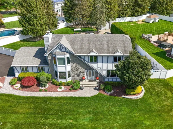 50 Locust Court, Freehold, NJ 07728