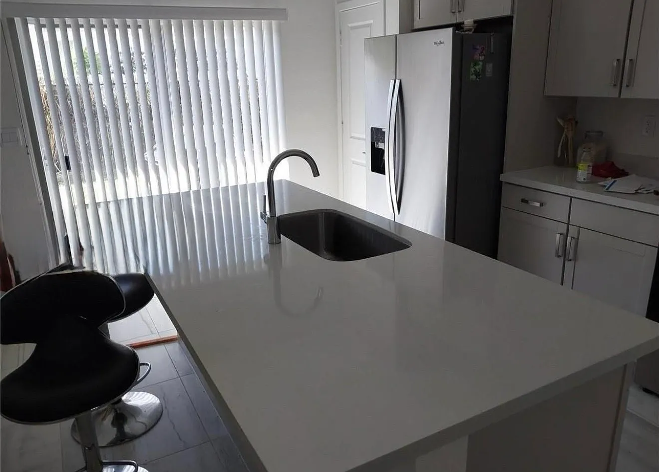 4 bed, 1826 sqft, $3,350 — Photo 3