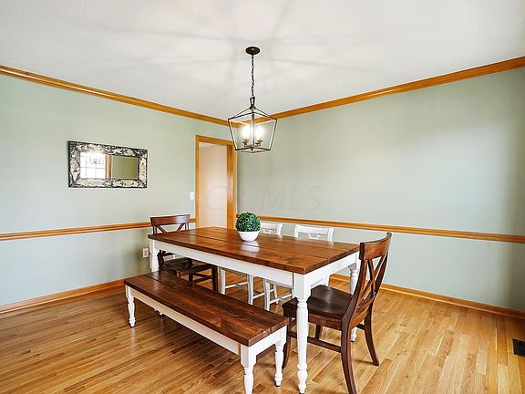 3rd image of 477 Bellfrey Dr