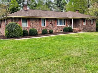 1247 Grubby Rd, Halifax, VA 24558