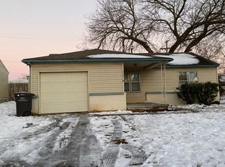 238 SE Elmhurst Ave, Bartlesville, OK 74006