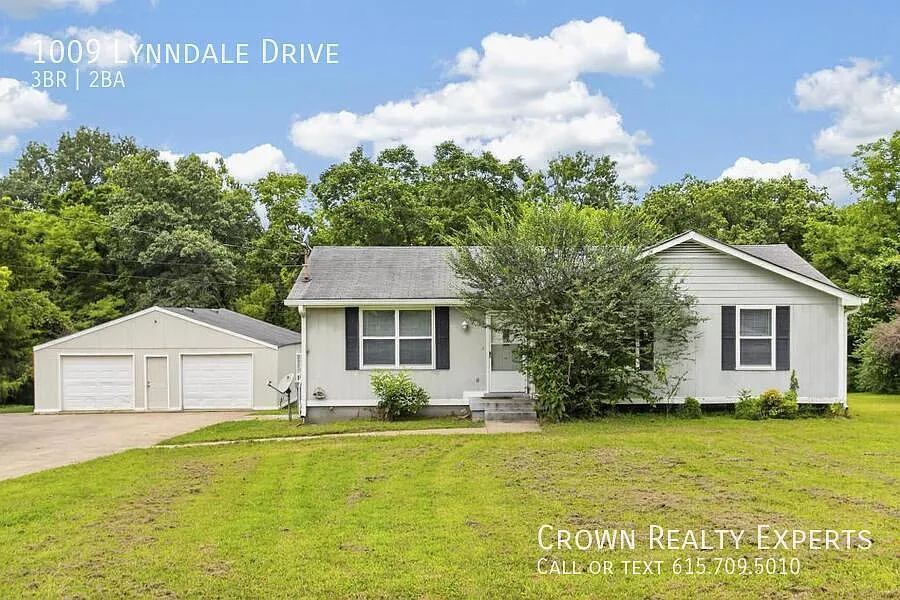 1009 Lynndale Drive (NEW) — Photo 3