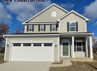 6190 James Dr, Lorain, OH 44053