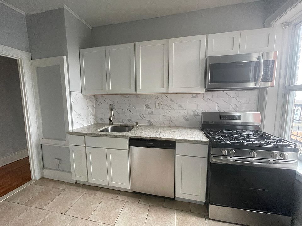 1st image of 86 W 32nd St #46E