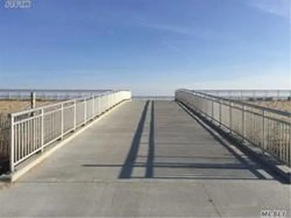 69-06 Beach Channel Drive image 13 of 15