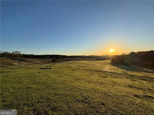 1126 County Road 145, Roanoke, AL 36274