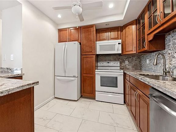 5th image of 130 Cypress Club Dr APT 307