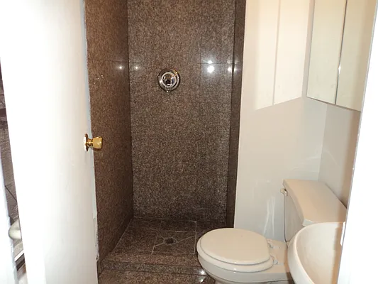 Rented by Sky Management | media 29