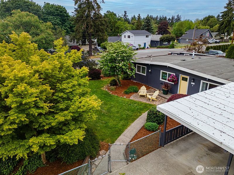 5th image of 24855 16TH Avenue S