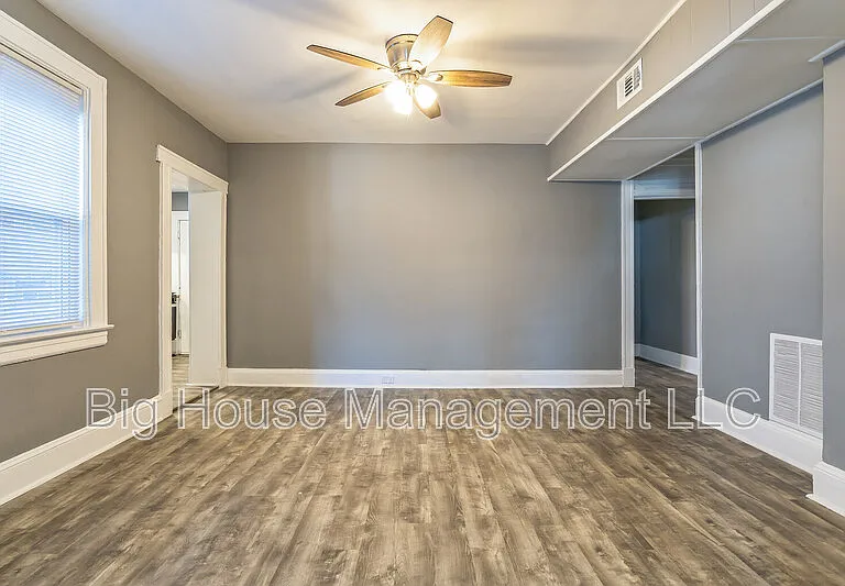 4806 Liberty Heights Ave #1 — Photo 4
