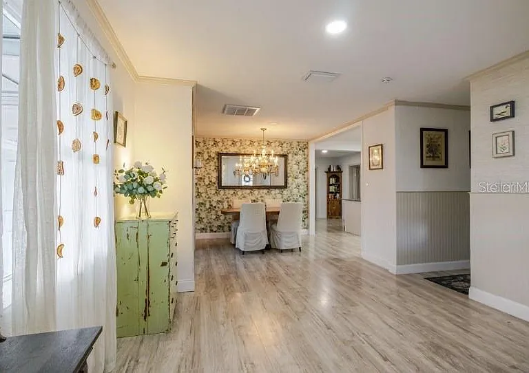 1225 King Ave — Photo 14