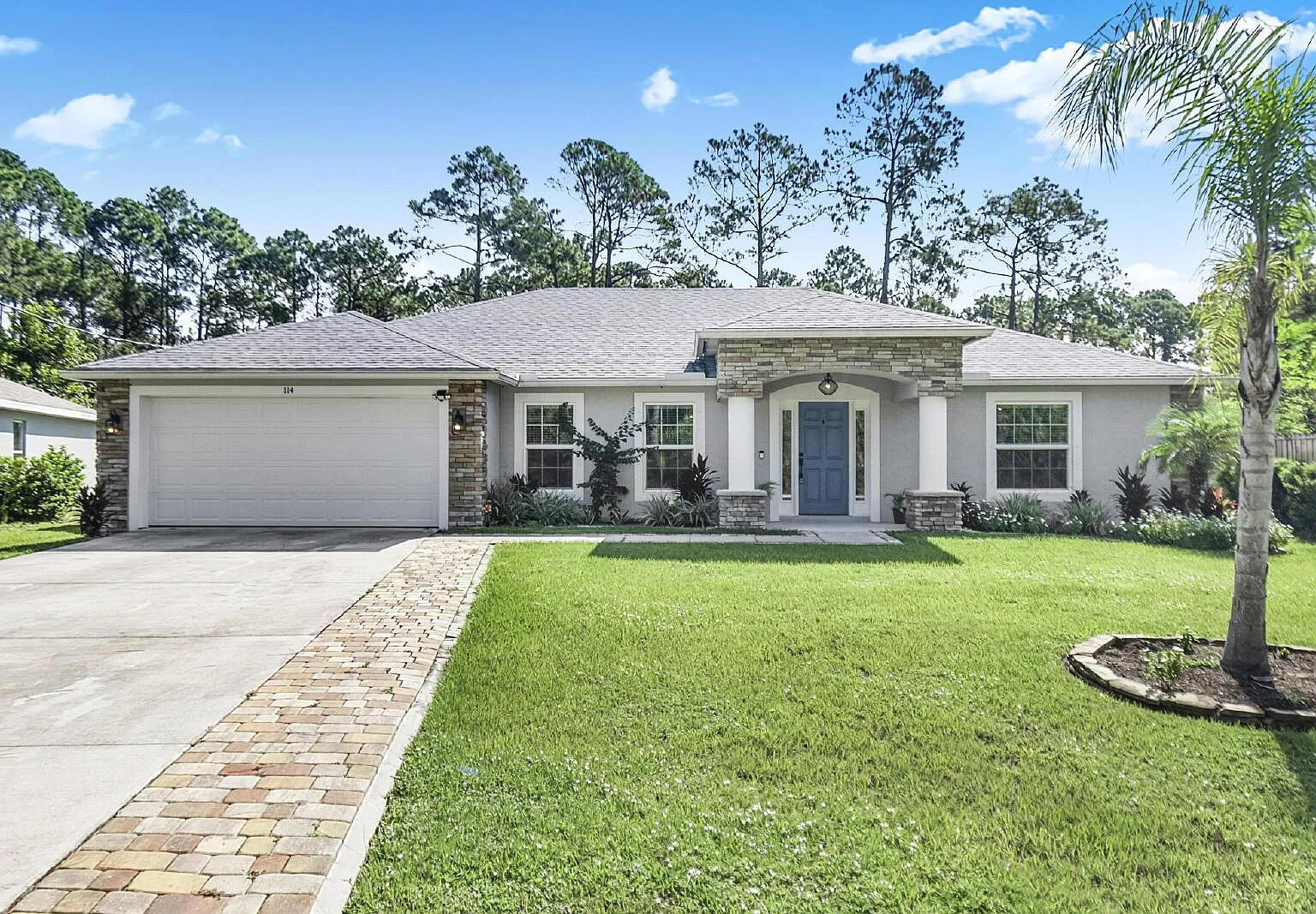 4 bed, 3.0 bath, 2322 sqft, $2,500 — Photo 1