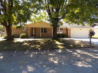 961 Osage Dr, Henderson, KY 42420