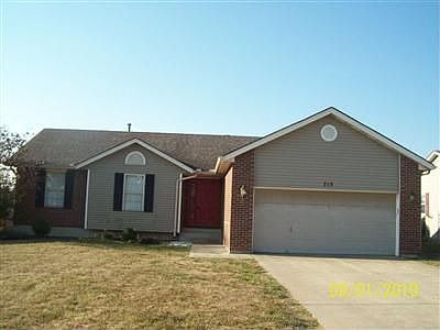 1st image of 715 W Aberdeen Dr