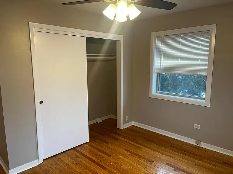421 Burlington Ave #2 — Photo 7