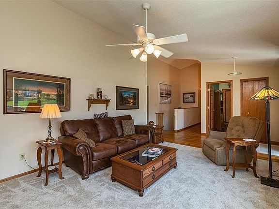 3rd image of 1320 Jackson Woods Ct NW