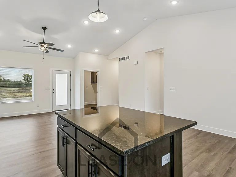 5117 S Chase Ave — Photo 5