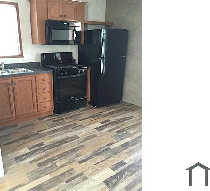 2 bed, 900 sqft, $995 — Photo 3