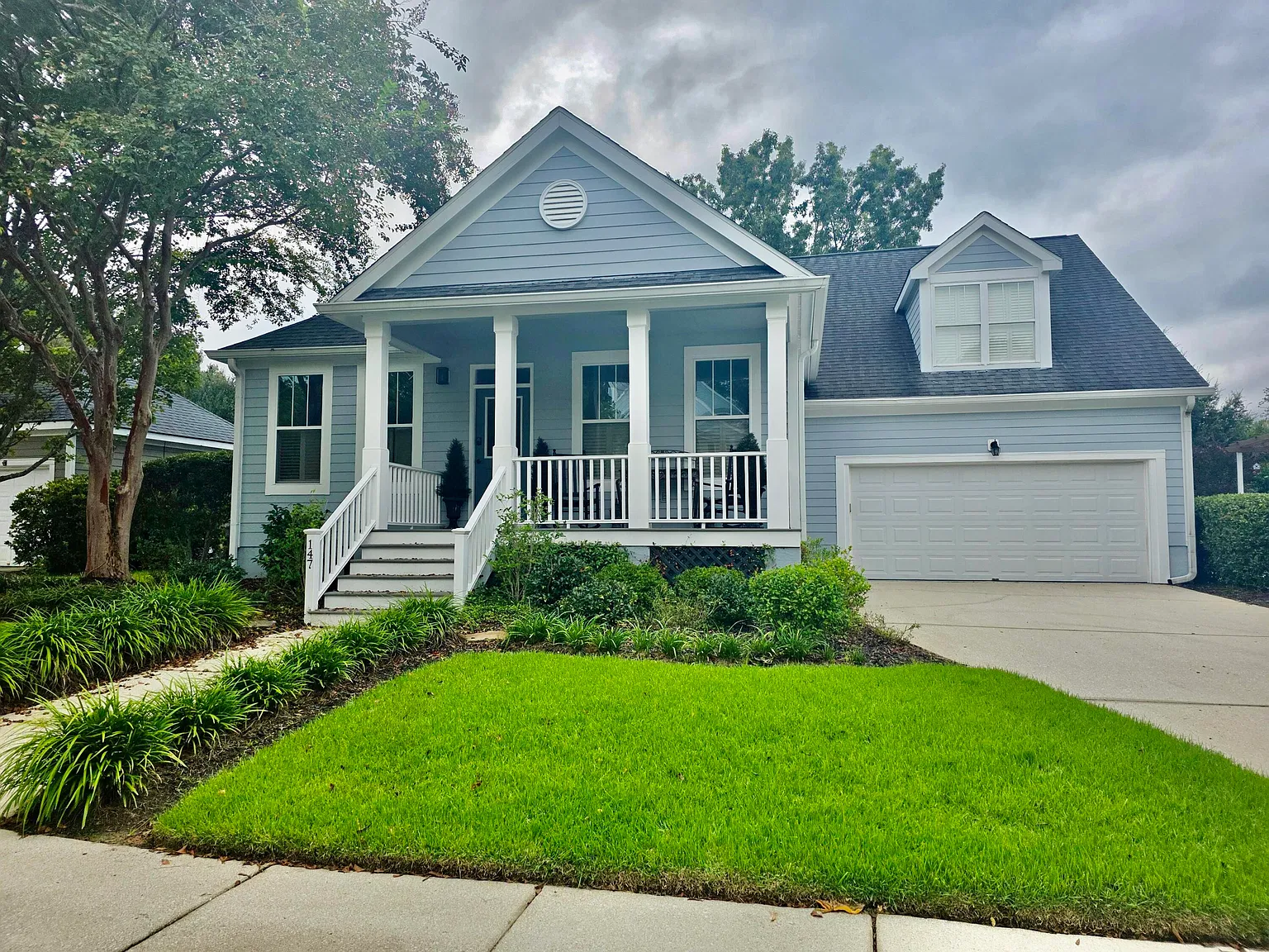 4 bed, 3.0 bath, 2289 sqft, $6,500 — Photo 1