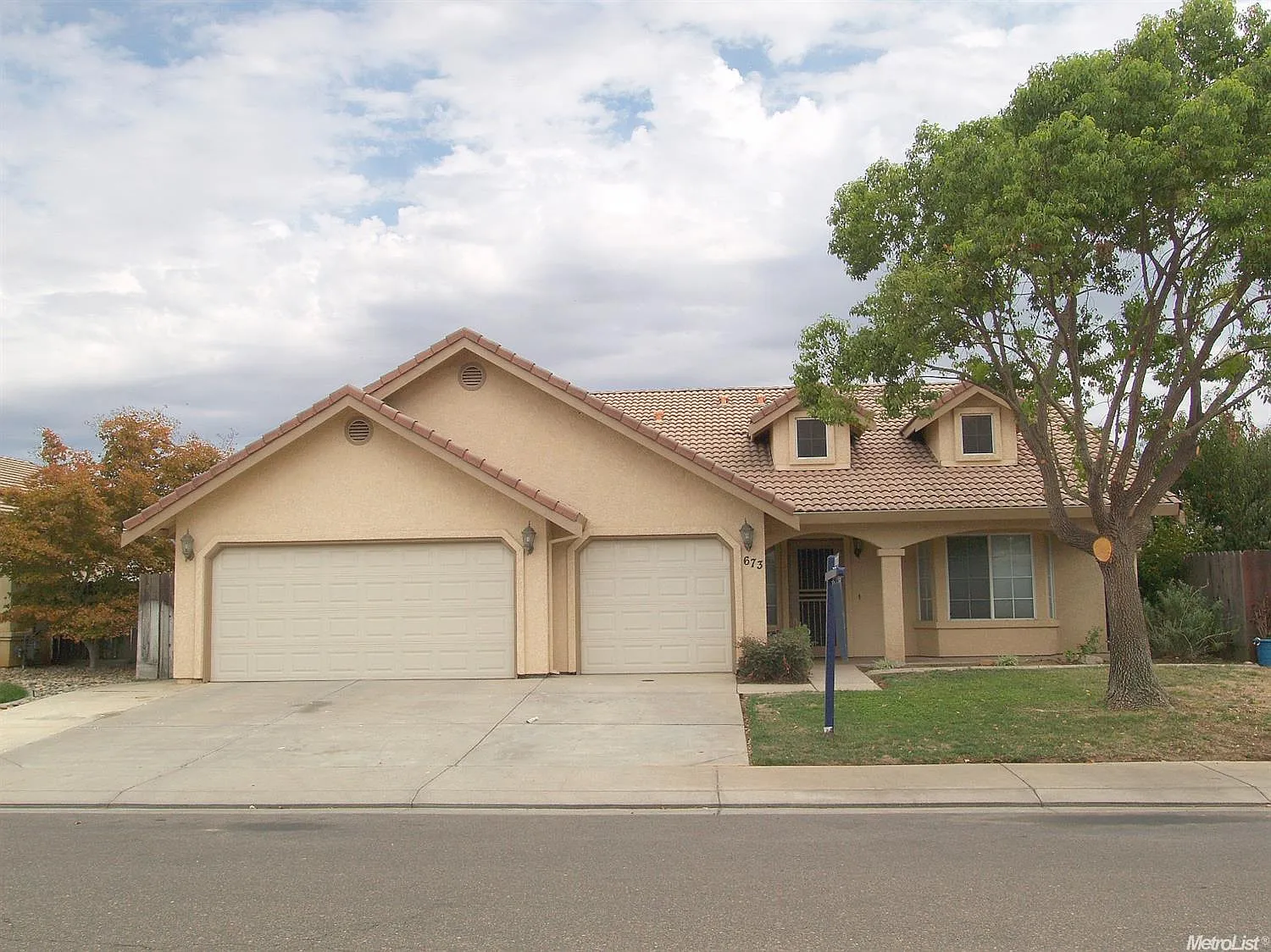 673 Jennifer Dr photo 1