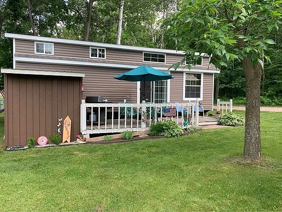 2nd image of 29501 Maplewood Rd