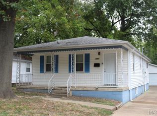 10180 Count Dr, Saint Louis, MO 63136