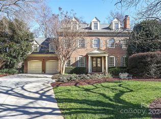 511 Sedgewood Lake Dr, Charlotte, NC 28211