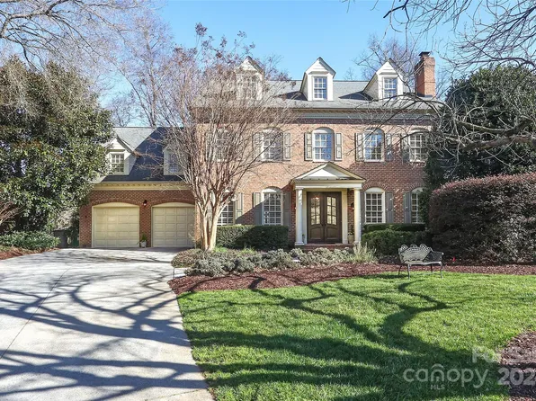 511 Sedgewood Lake Dr, Charlotte, NC 28211